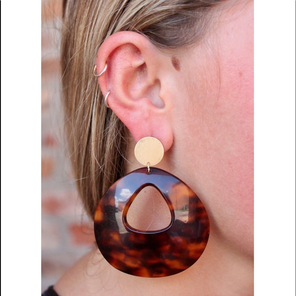 RESIN CIRCLE DROP-BROWN